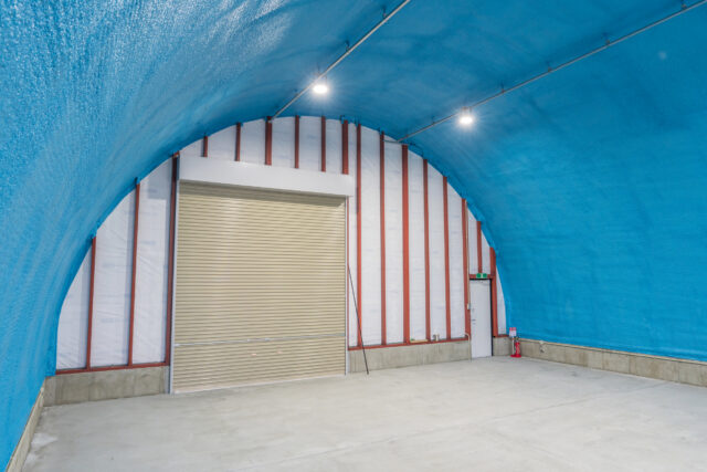 倉庫増築にスチールアーチを採用｜柱なし大空間と高コストパフォーマンスを両立 イメージ9