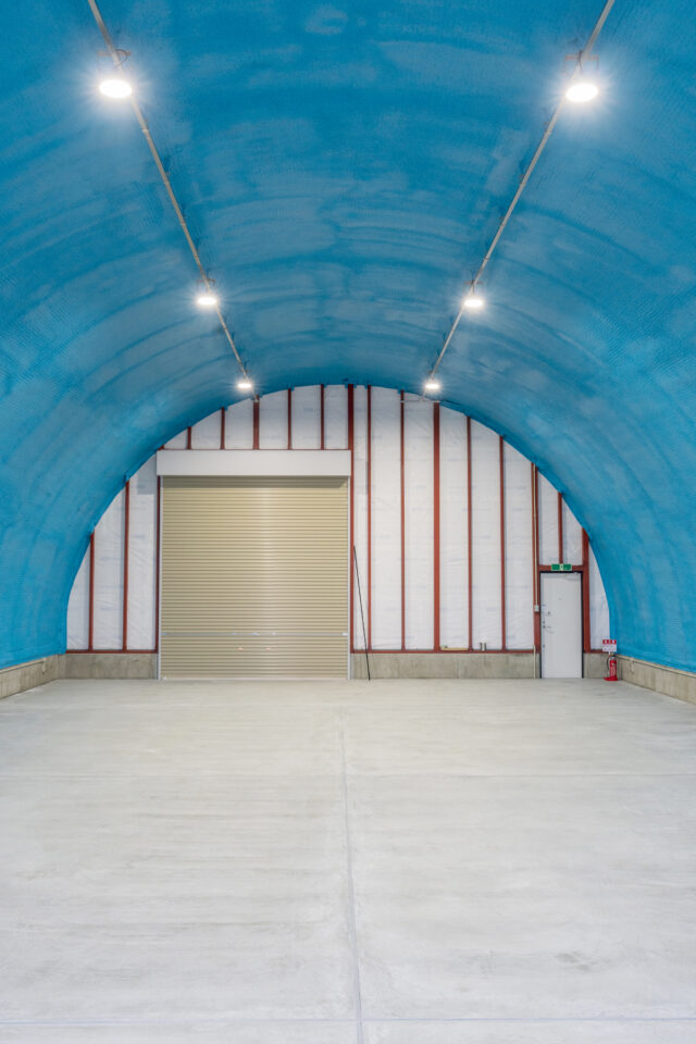 倉庫増築にスチールアーチを採用｜柱なし大空間と高コストパフォーマンスを両立 イメージ4