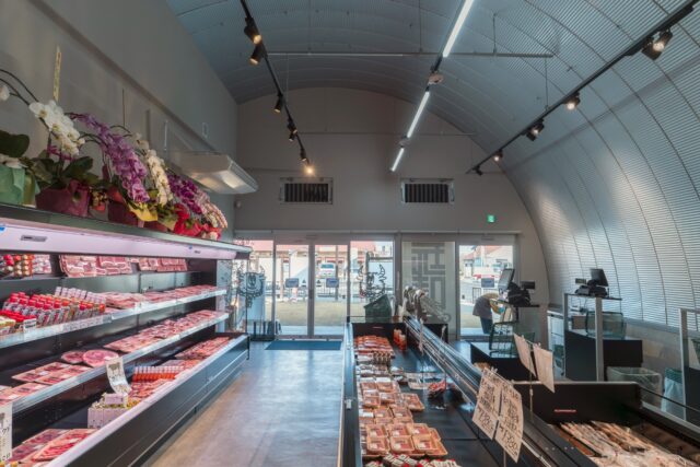 スチールアーチ店舗事例｜大阪府羽曳野市 道の駅店舗で実現した柱なし10m空間 イメージ8